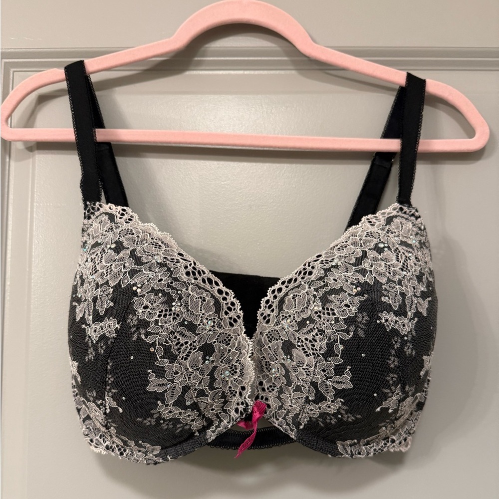 Victoria’s Secret Dream Angels Lace Push-Up Bra | Excellent Elastic